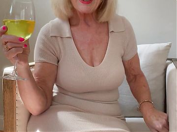 66 YEAR OLD GRANDMA PLAYING WITH HER PUSSY AFTER WORK (Danielle Dubonnet) 